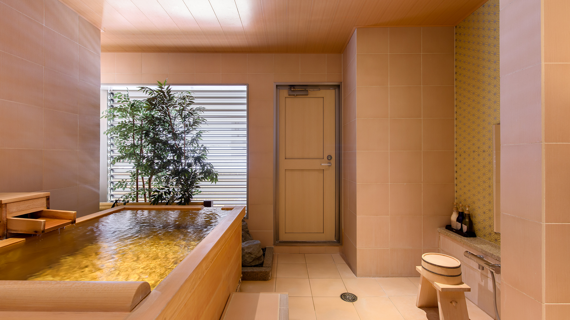 G【離れ棟/60平米】和室12畳+檜の源泉室内露天風呂付き