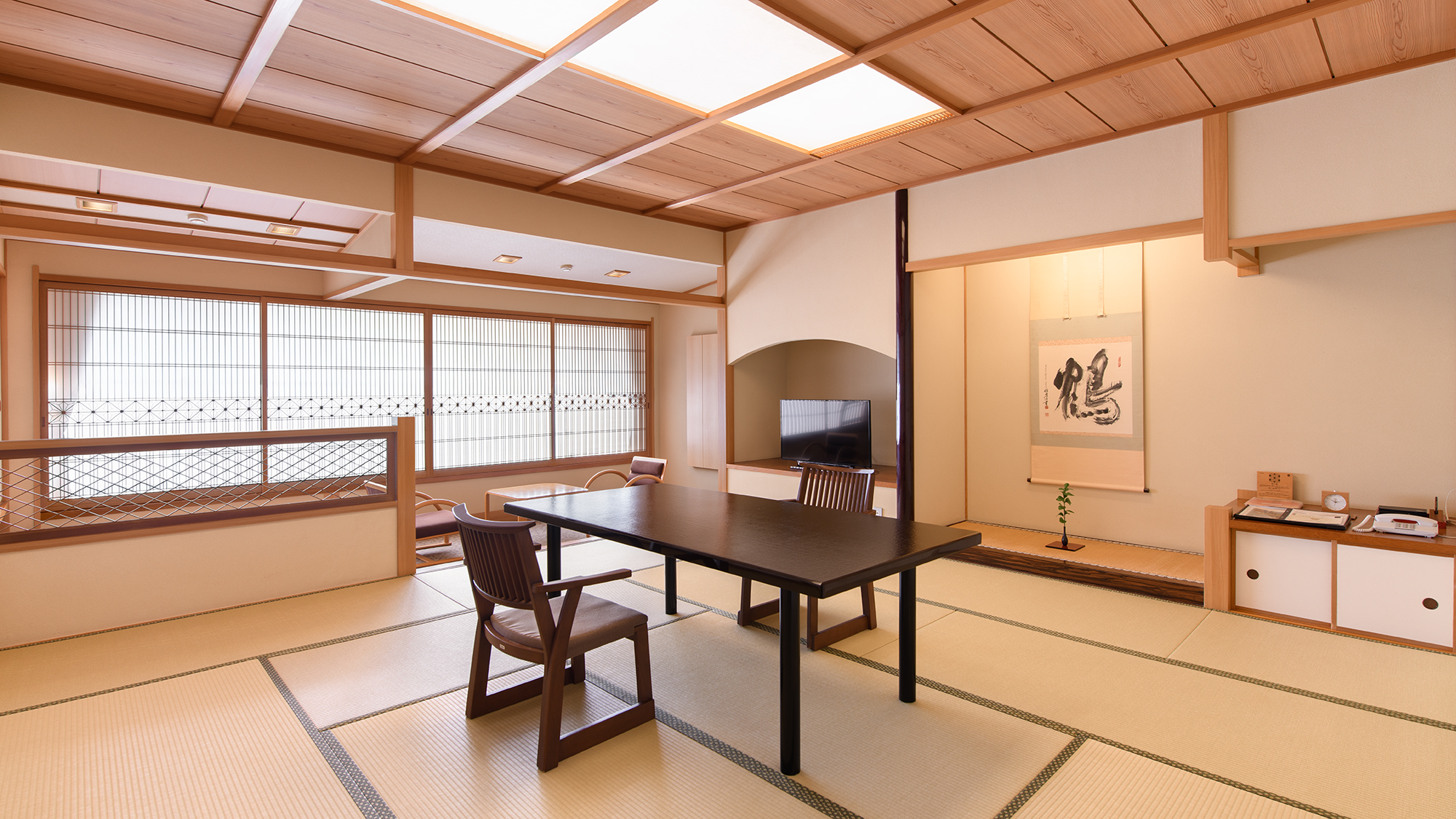 A【本館/54平米～】和室12.5畳+広縁(チェア付)温泉は大浴場派！（一例）