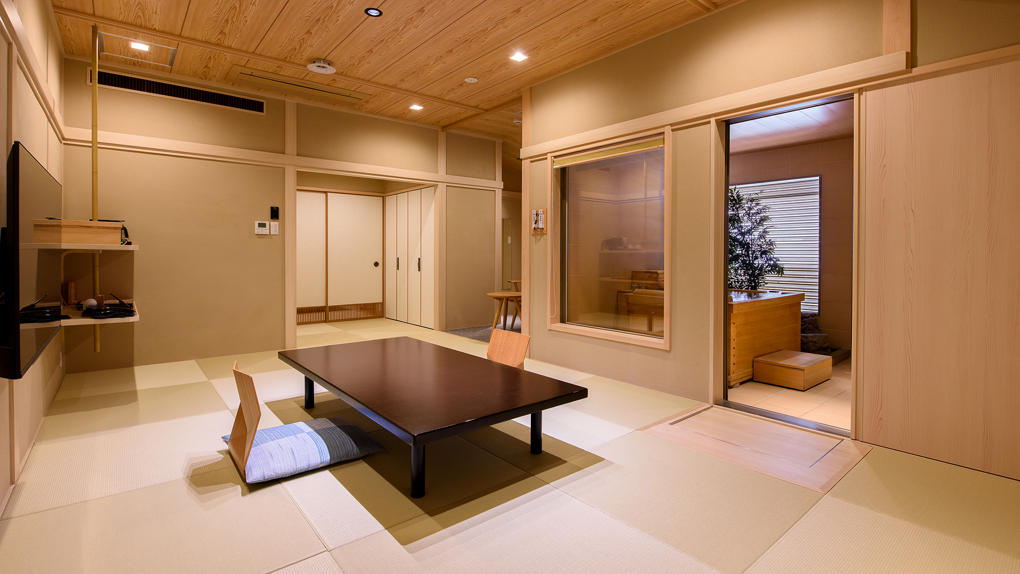 G【離れ棟/60平米】和室12畳+檜の源泉室内露天風呂付き