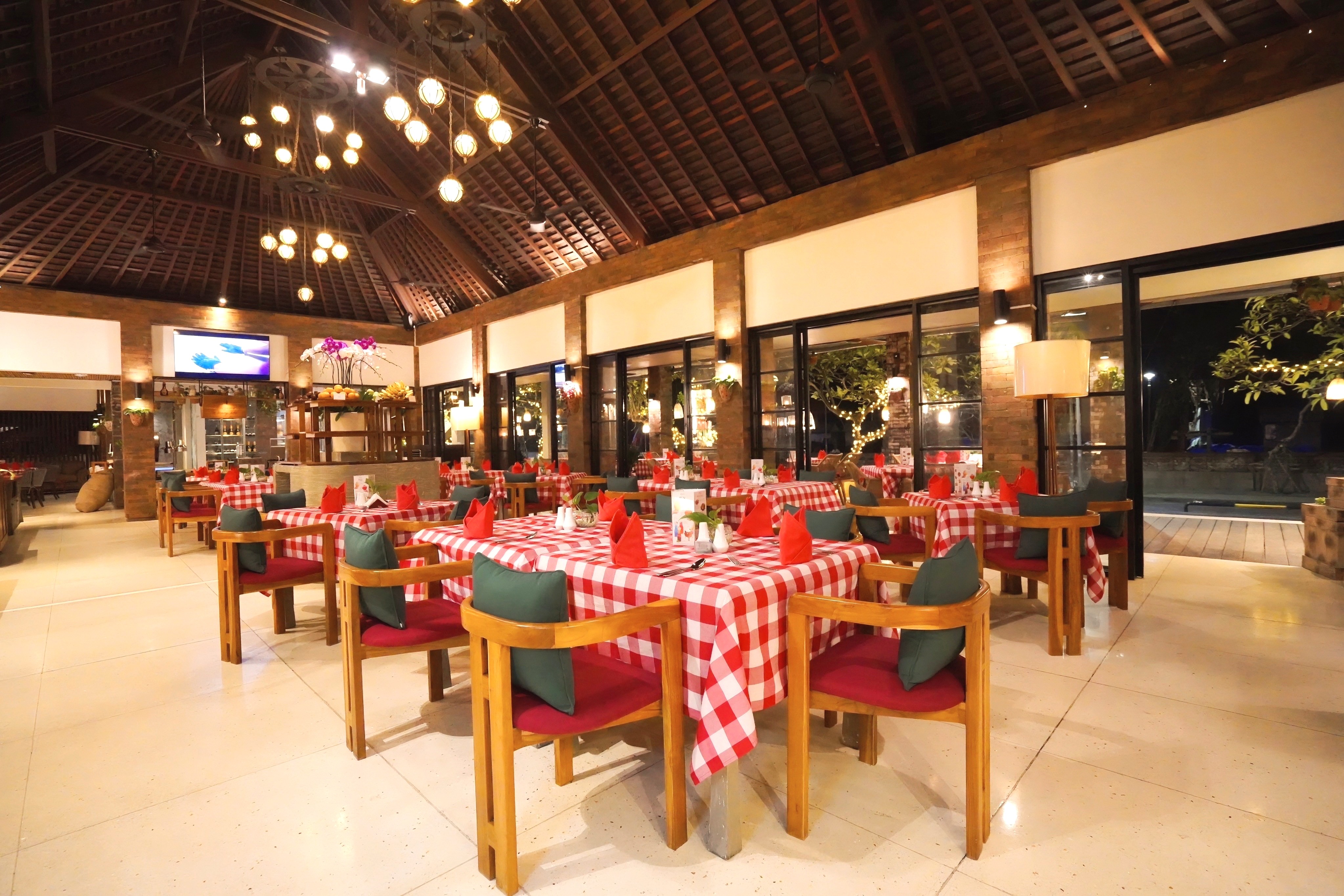 ロッソヴィヴォ『Rosso Vivo』レストラン