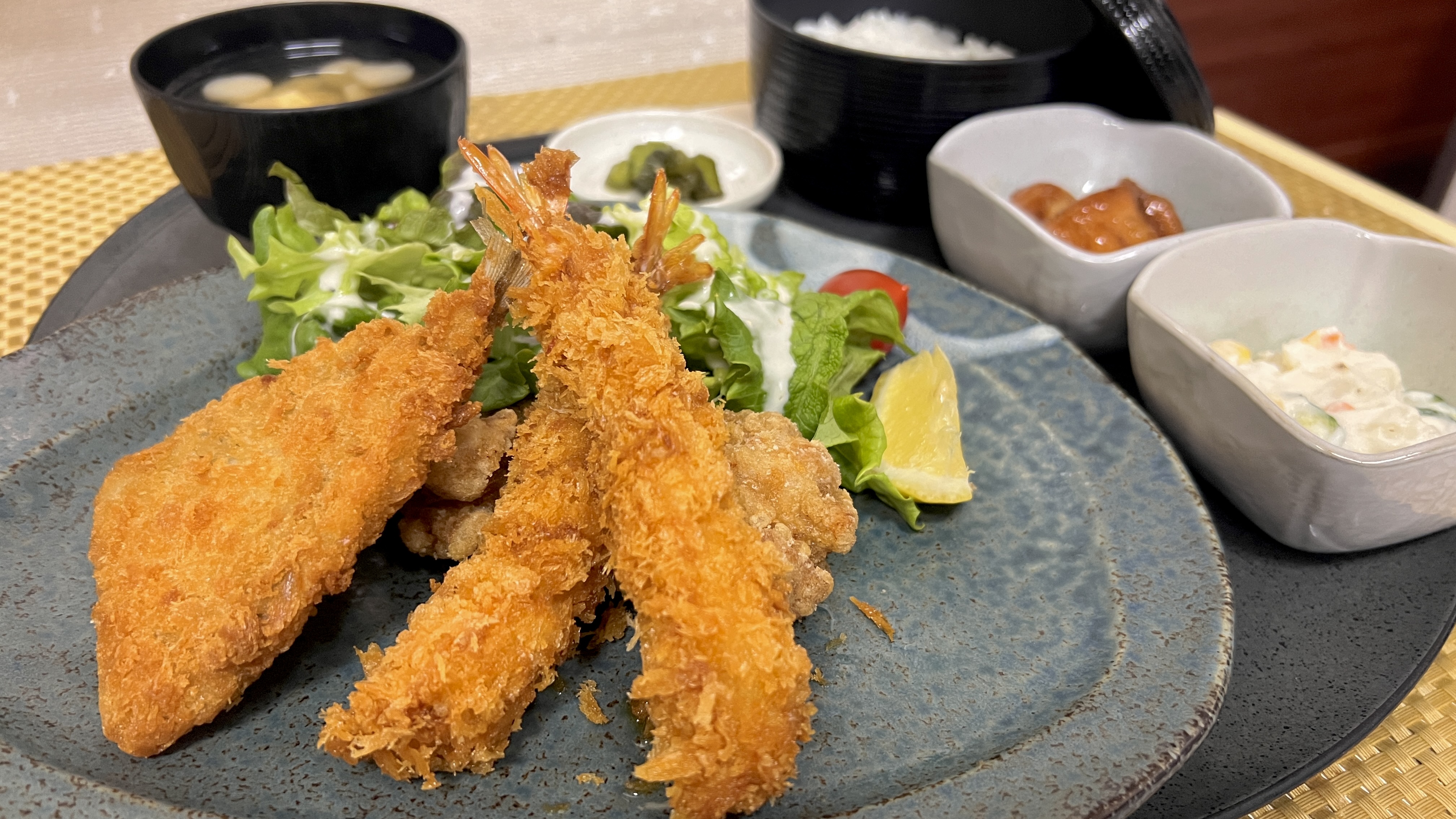 ☆ミックスフライ定食☆