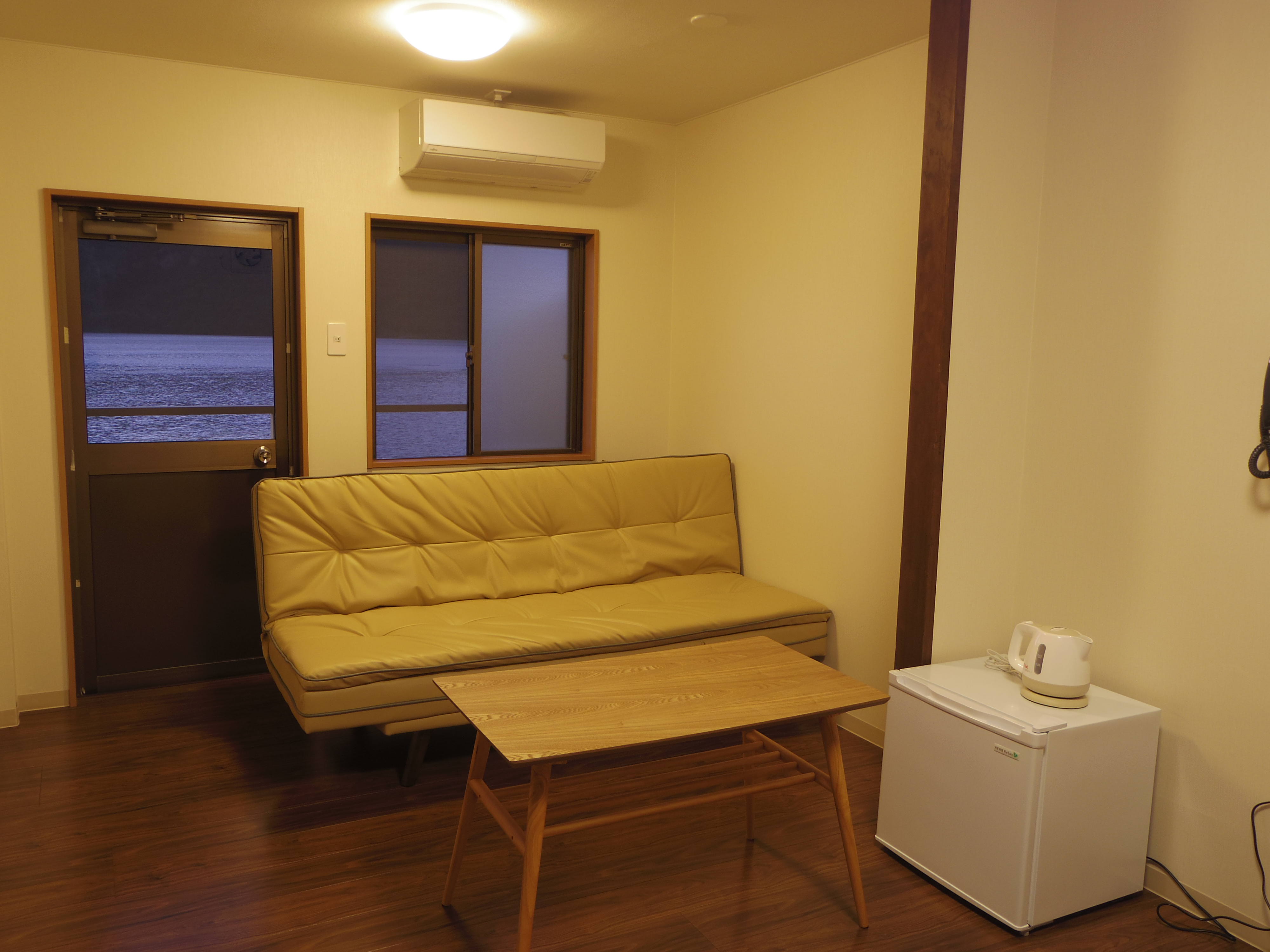 小部屋　ソファーベッドタイプ