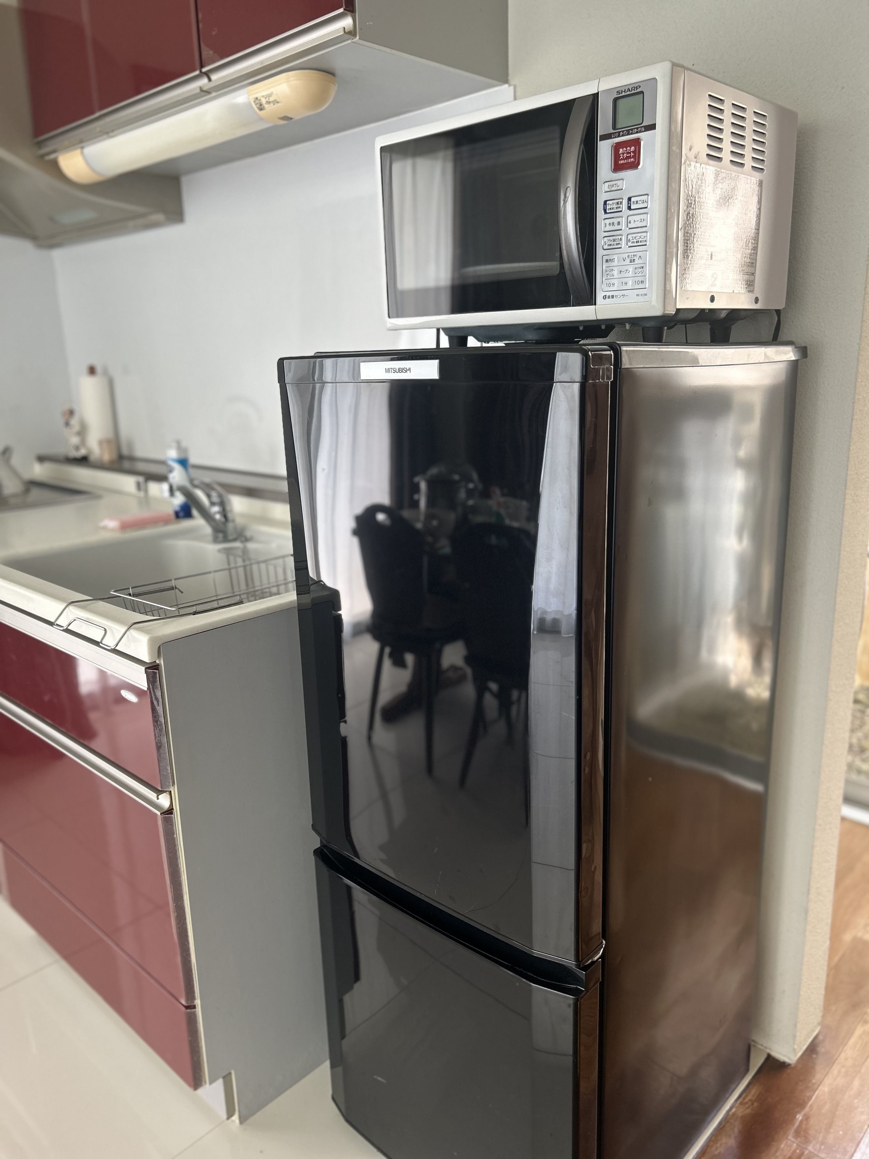 電子レンジ、冷蔵庫