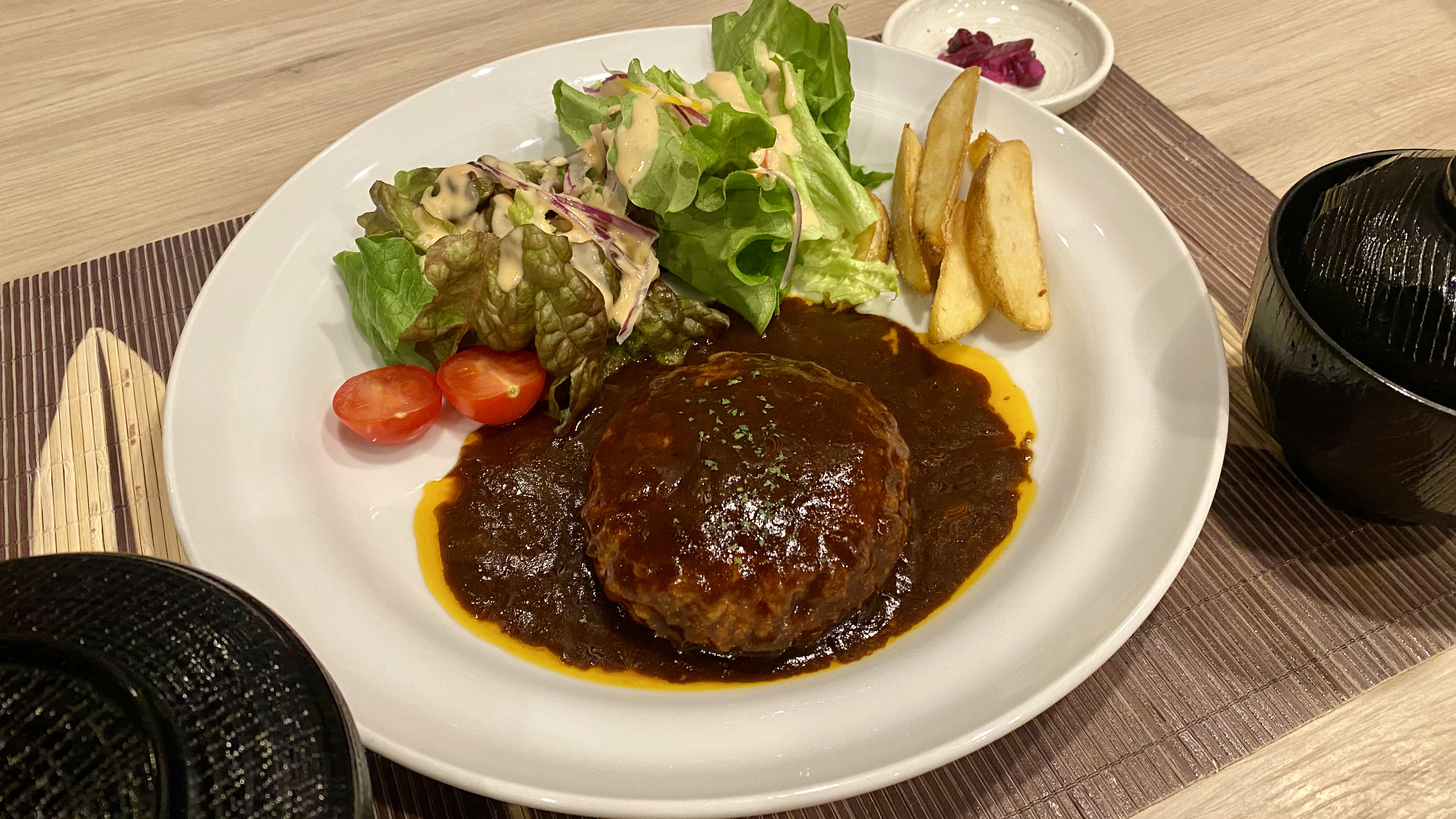 ◆夕食「ハンバーグ」「ご飯セット」