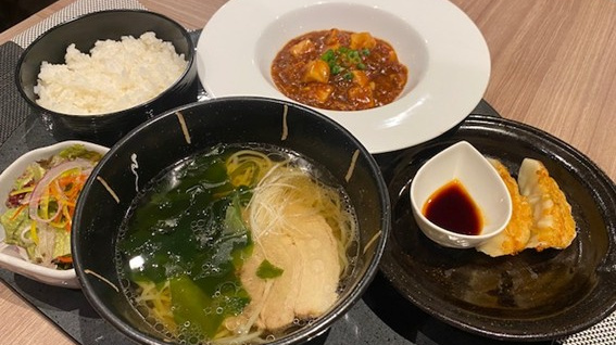 ◆【仙台東・夕食オリジナルメニュー】2色の豆腐の麻婆豆腐定食