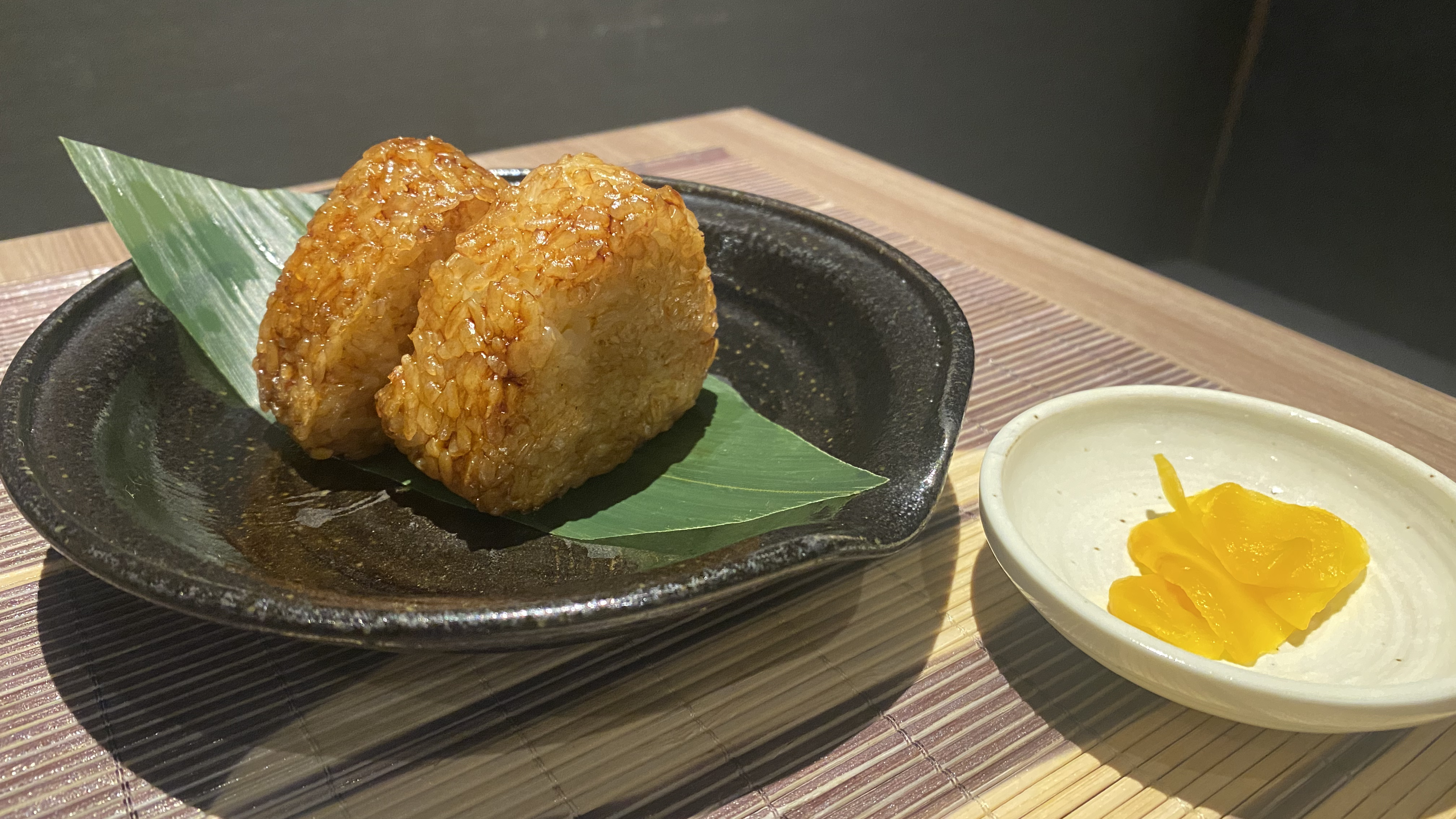 ◆夕食「焼きおにぎり」ほっとする締めの一品。