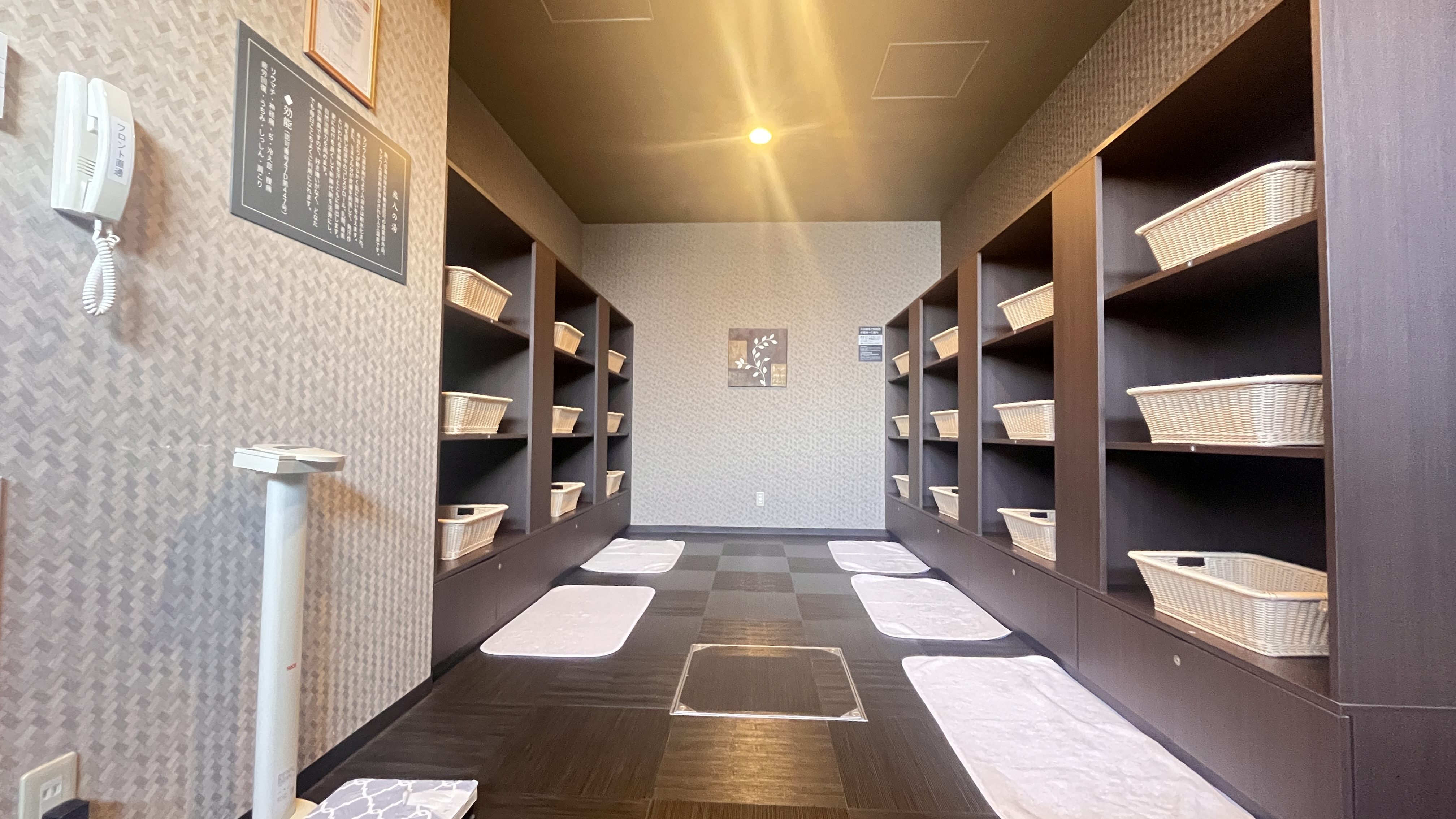 ◆男性大浴場　脱衣所