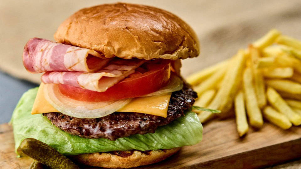 【夕食１７：３０指定】羽田空港前泊に便利！食事は当日自由に選びたい！夕食券一人３８００円付プラン