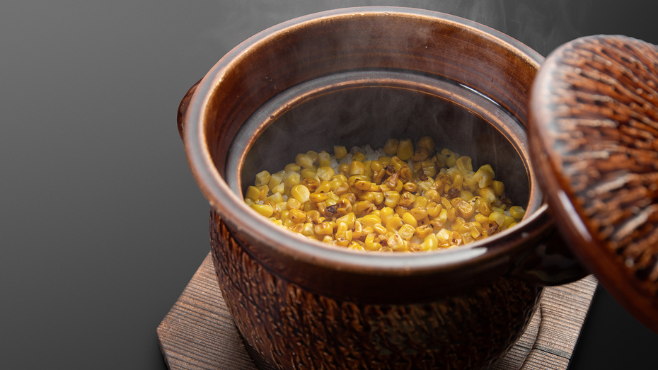 【料理長おすすめディナーコース】伊勢の地産食材を味わう夕食