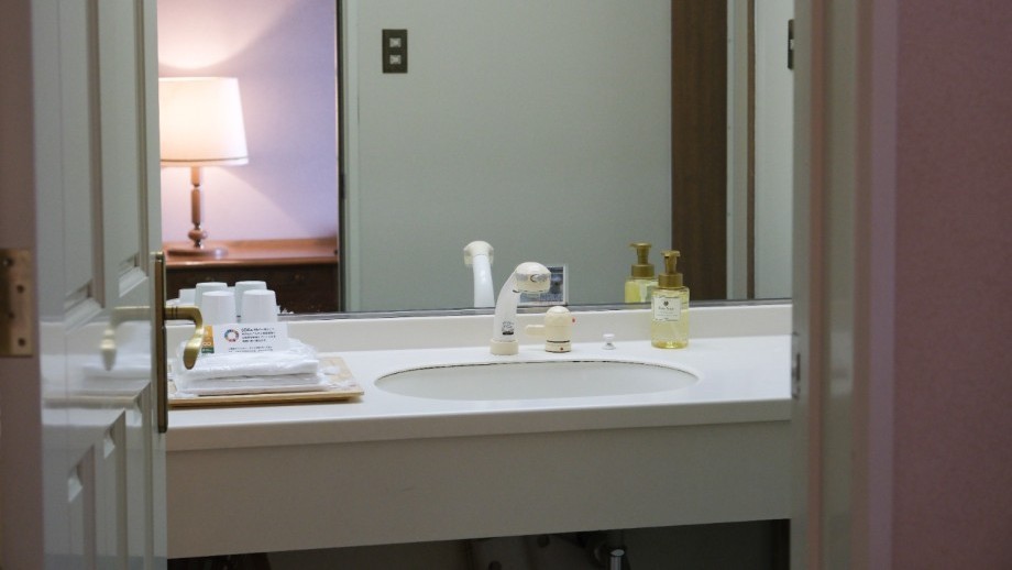 【モデレートツイン/海を臨む】40㎡／3名迄／喫煙