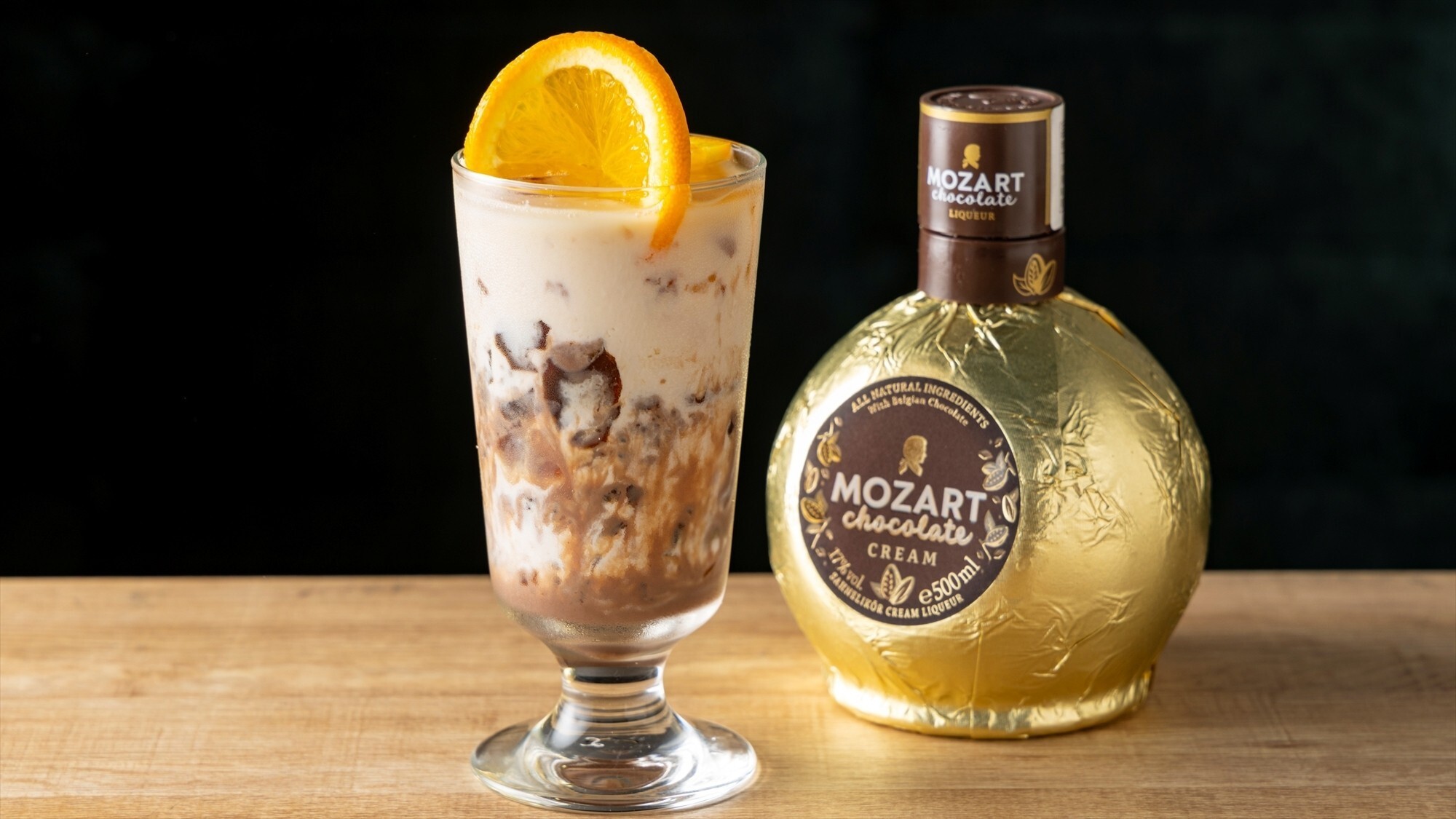 【バー】メニュー一例：フローラルな余韻をまとった、ゲシャリーコーヒーならではの贅沢アロマ体験カクテル