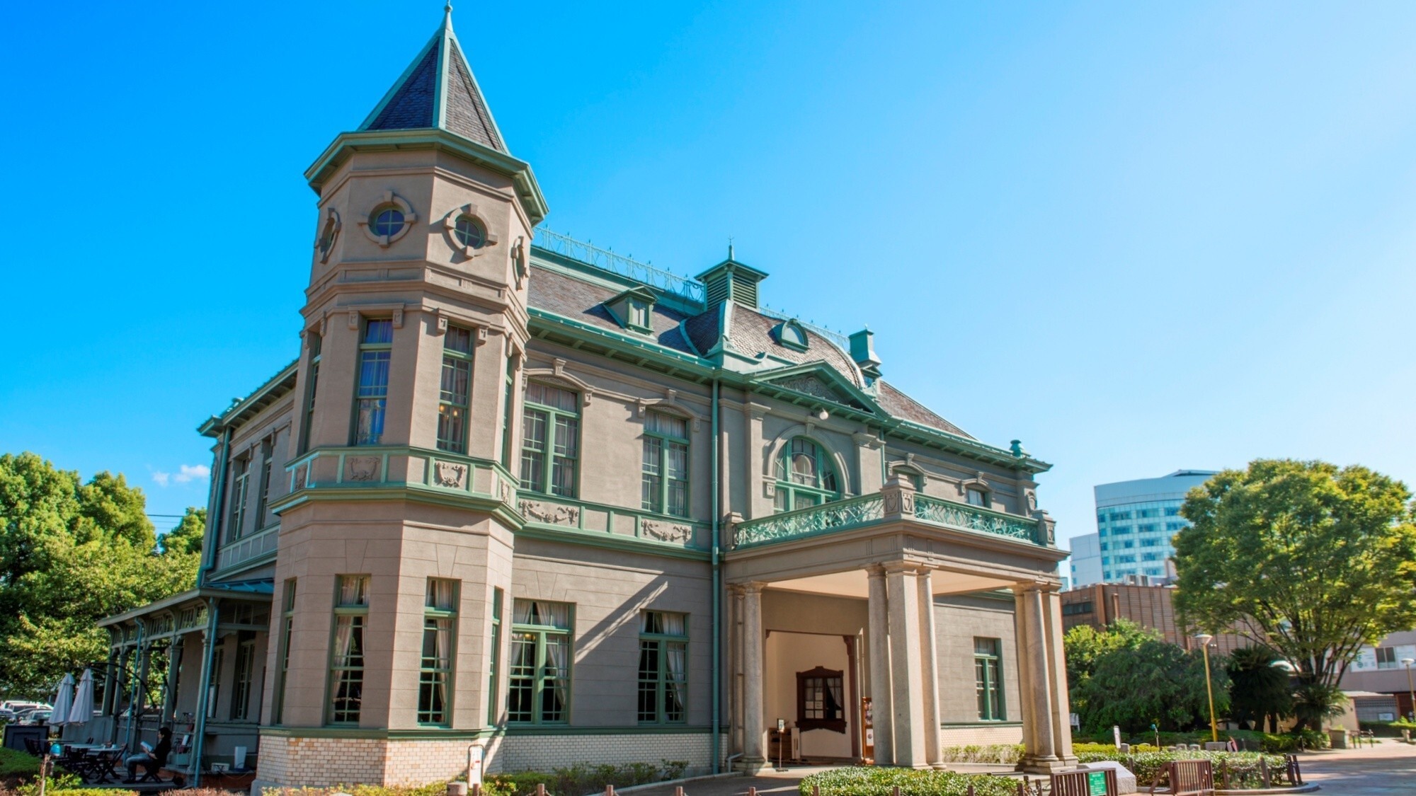 周辺観光/【旧福岡県公会堂貴賓館】天神中央公園内にある国指定重要文化財のレトロ建築