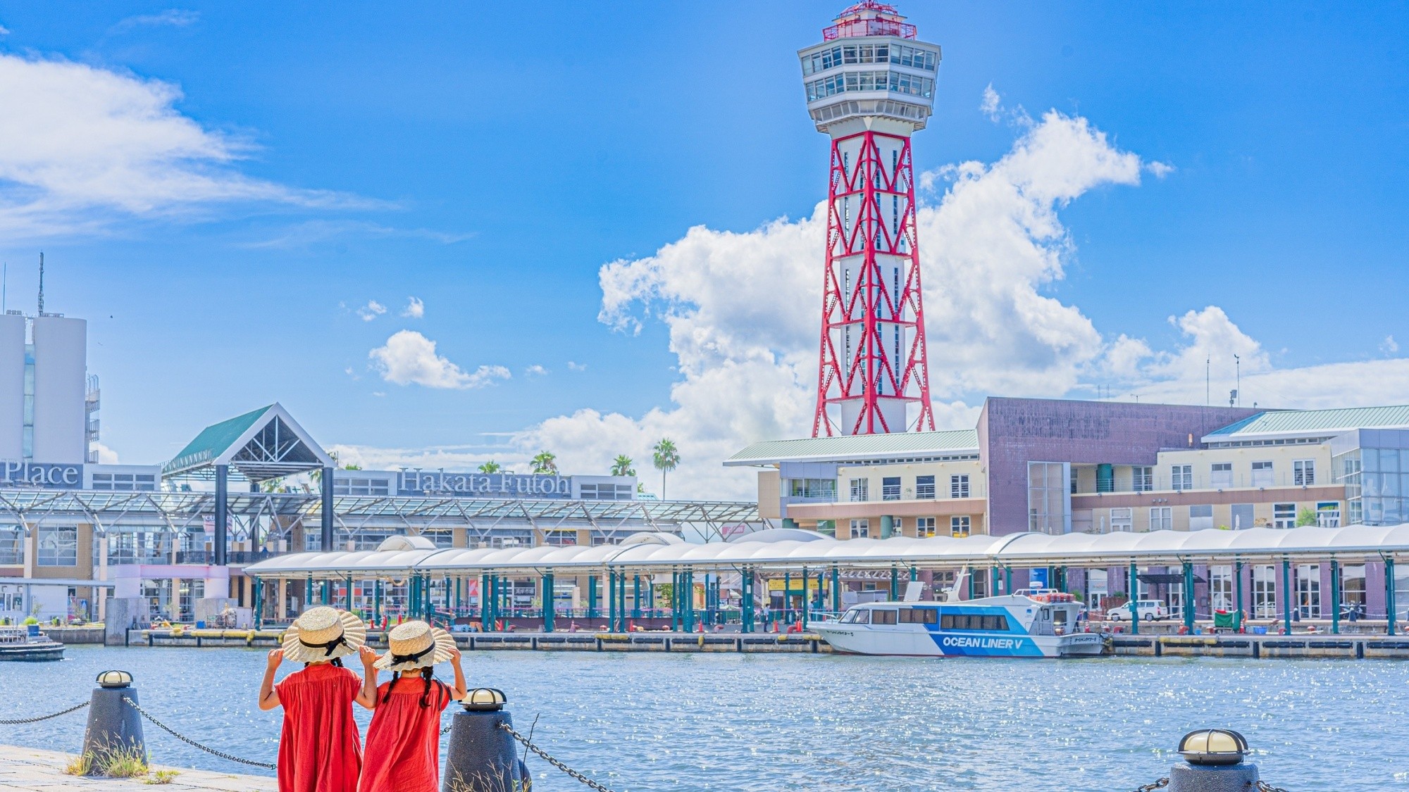 周辺観光/【ベイサイドプレイス博多】都市と港が交わるレジャー施設、様々なイベント有