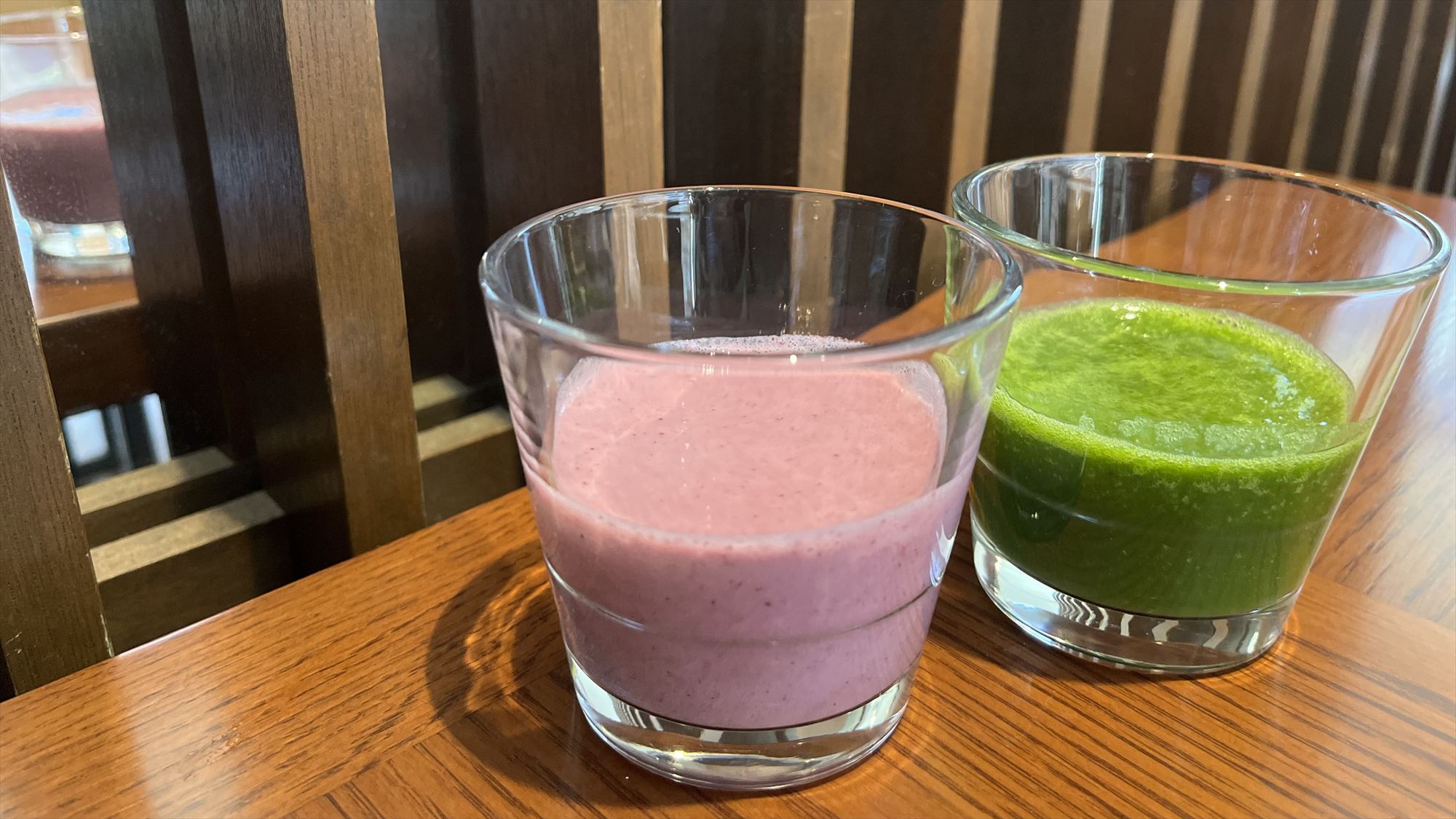 【WTSご朝食】グリーンスムージー、ベリースムージー