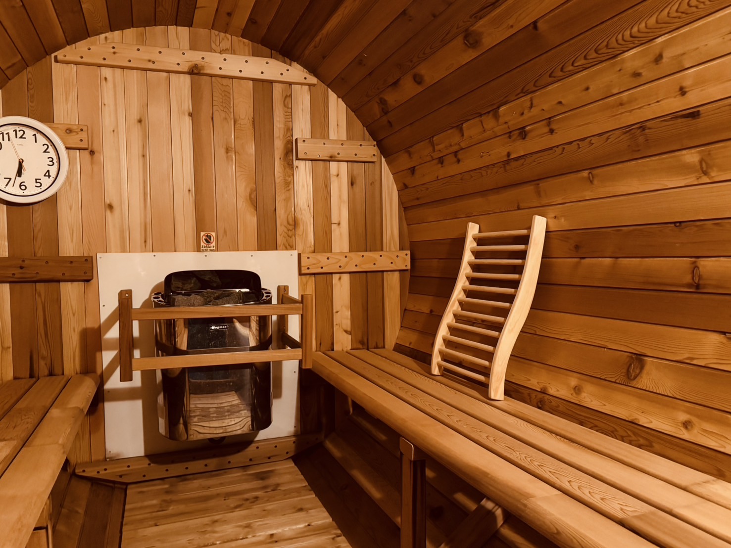 【庭園露天風呂】バレルサウナ