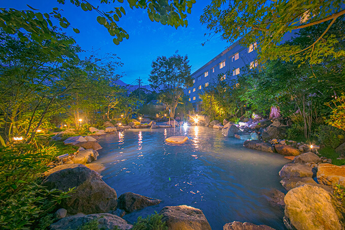 庭園露天風呂【空の湯】
