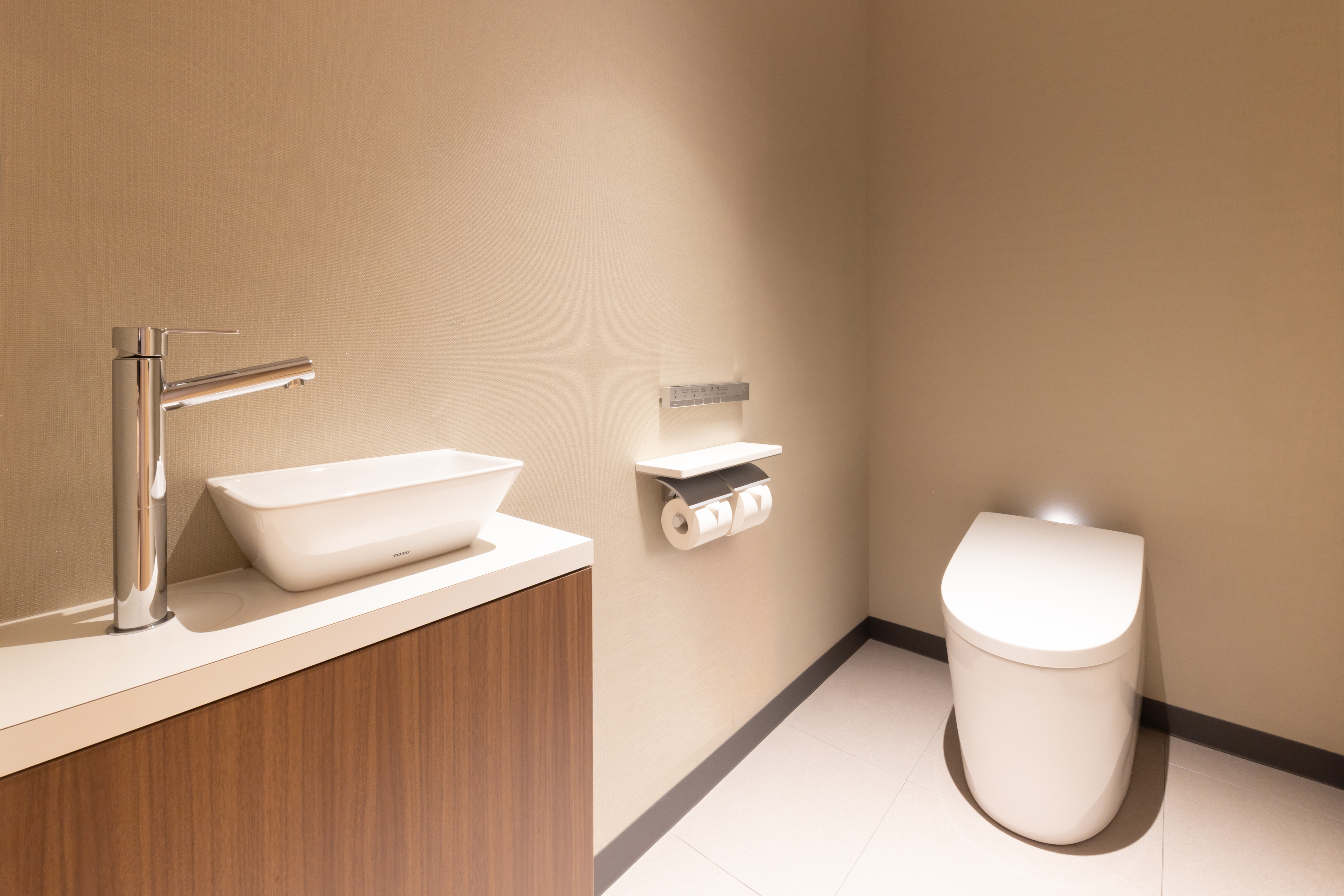 デラックスファミリールーム（バス付）