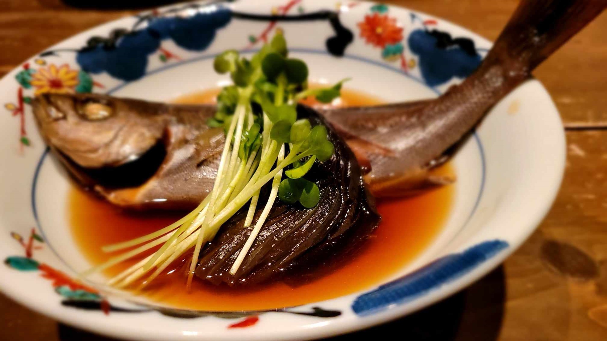  *【寿司居酒屋小鉄】地元の魚介をお楽しみください