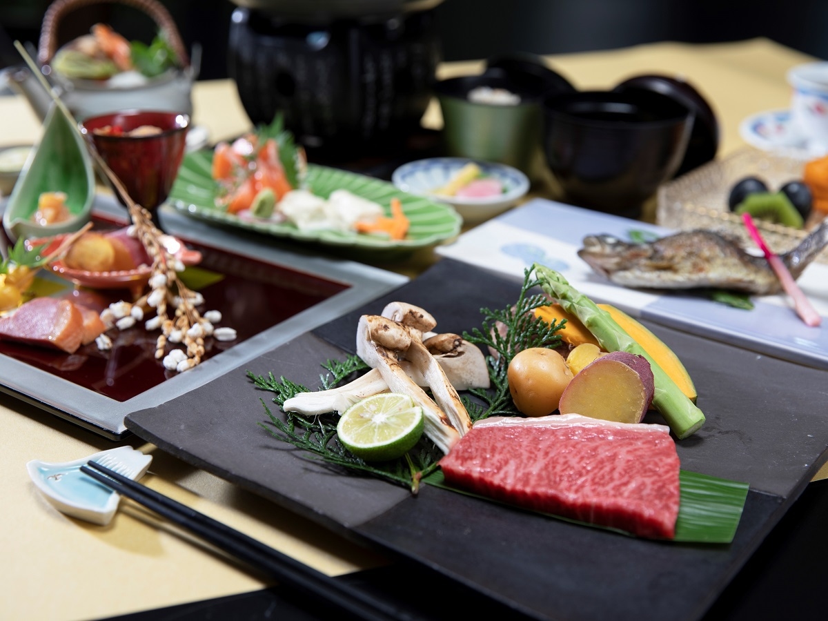 お得な平日プラン＜特典：飲み放題付き（６０分）夕食時＞