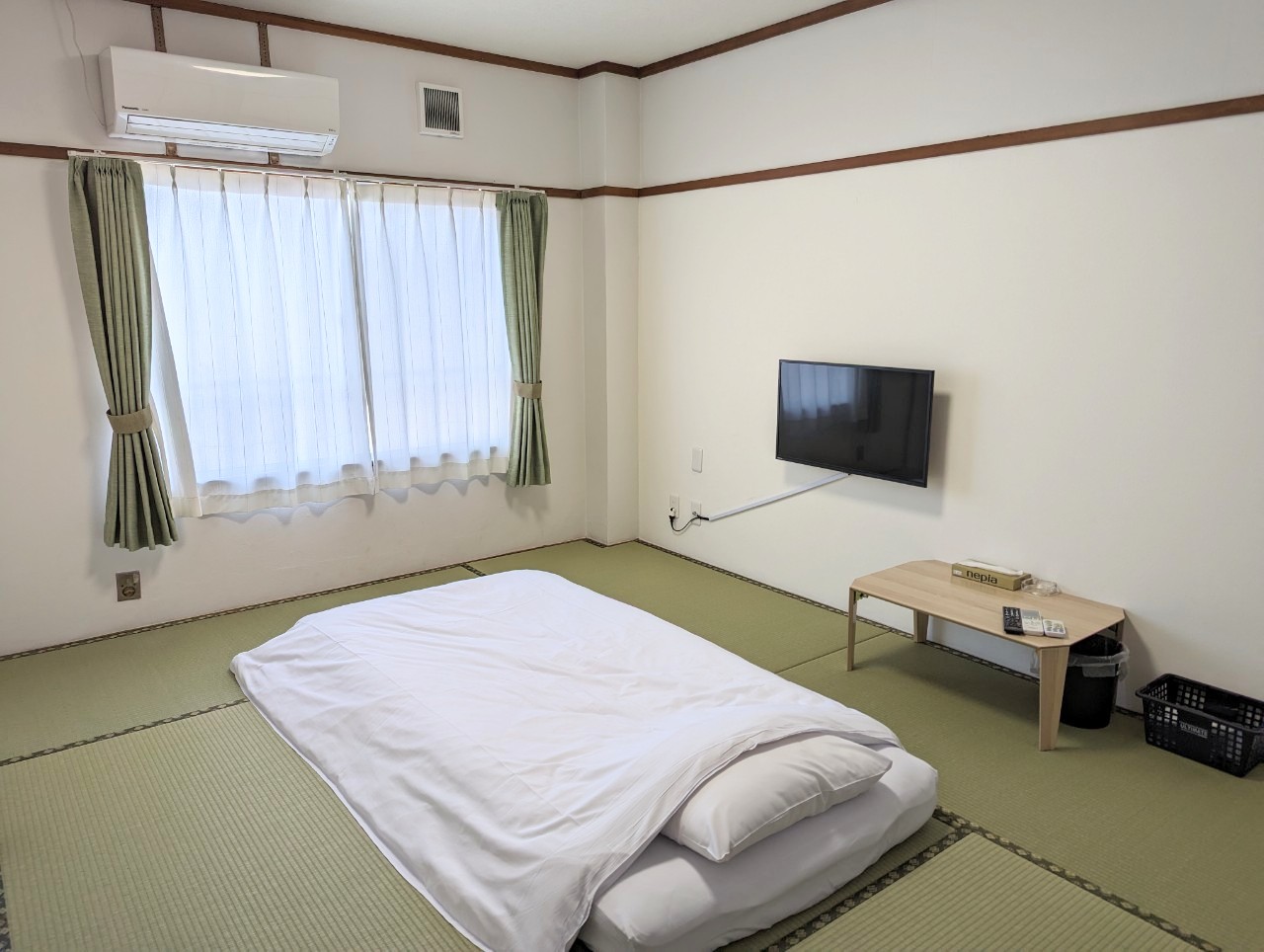 【喫煙】和室6畳　R6/9/24に抗菌和紙畳に新調しました。