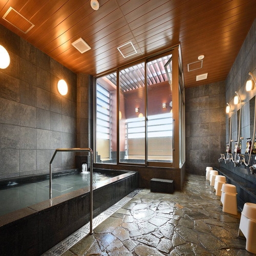 【ポイント10倍】大浴場のある人気の博多エリアのホテル！コンビニまで徒歩1分（素泊まり）
