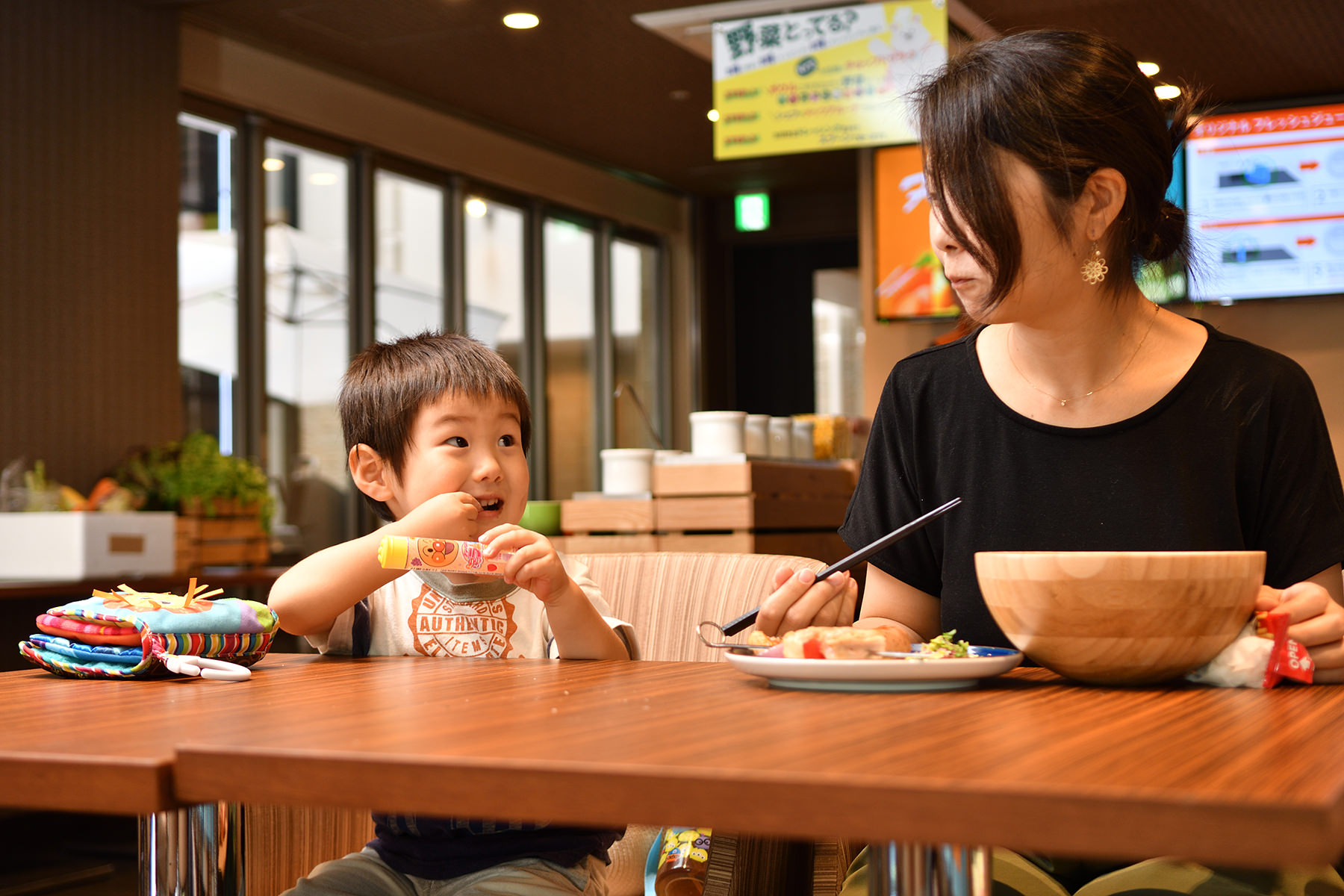 朝の笑顔を、ホテルの朝食とともに