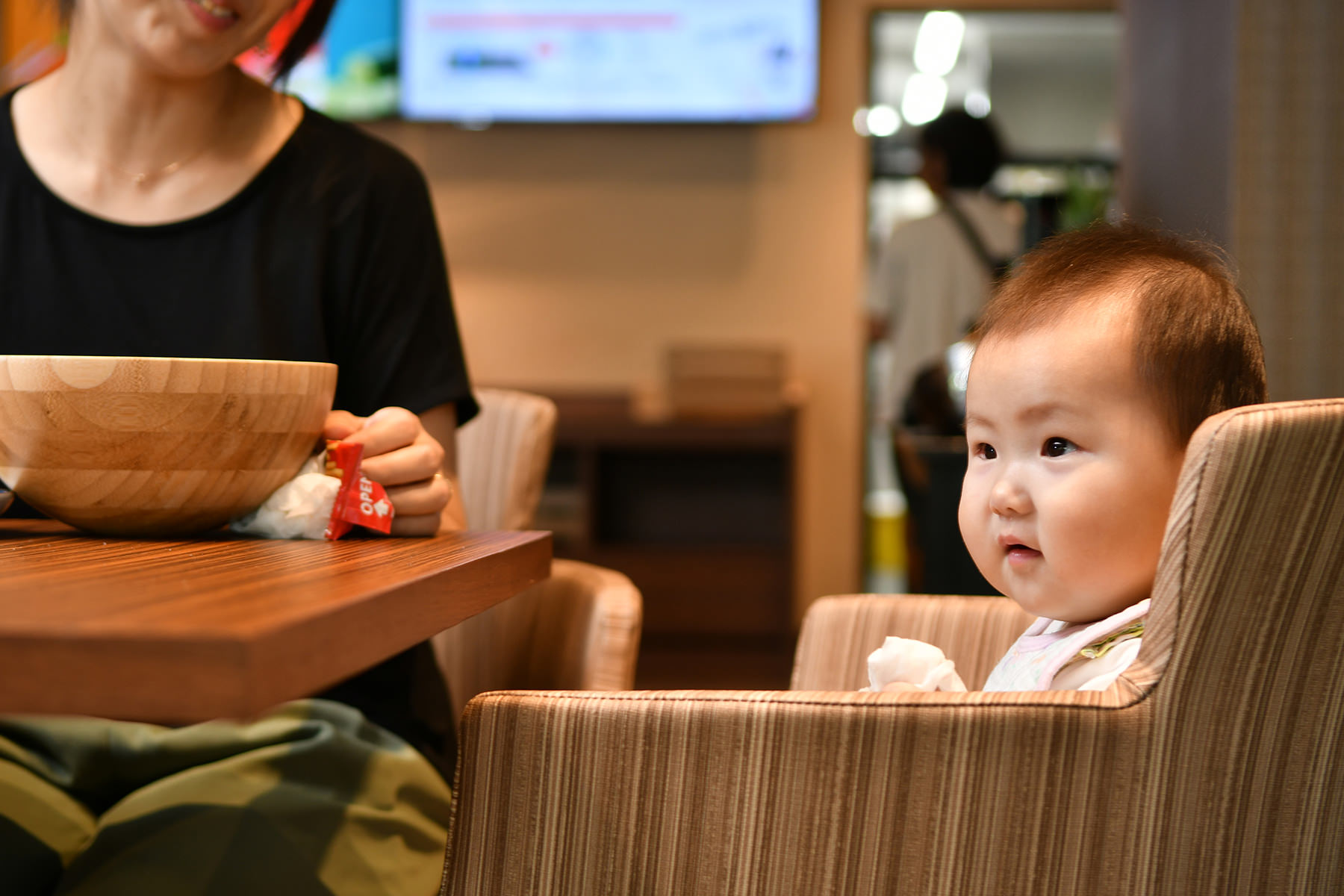 小さなお子さまと一緒に、朝のひとときを