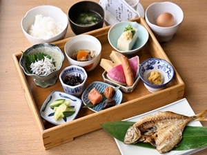 【おおいたパワーチャージ】大分のうまいもん満載！ドリンク1杯付き★豊後コース（2食付）