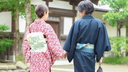 【カップルでのご旅行に】貸切風呂1回無料！1番人気の黒豚つゆしゃぶ＆郷土料理を味わう♪