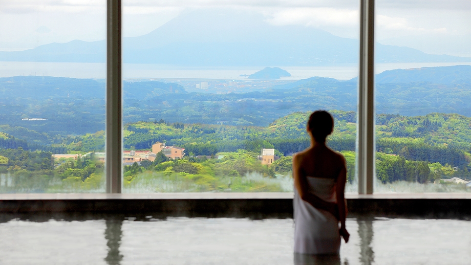 【気軽に素泊まり】鹿児島空港より２５分！桜島を望む絶景の展望風呂や四季景色も映える露天風呂を堪能！