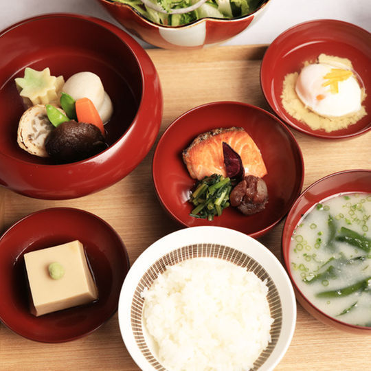 【D+KIRISHIMA】【朝食一例】1日のはじまりは朝食から。こだわりのいりこ椀で楽しめる朝食に