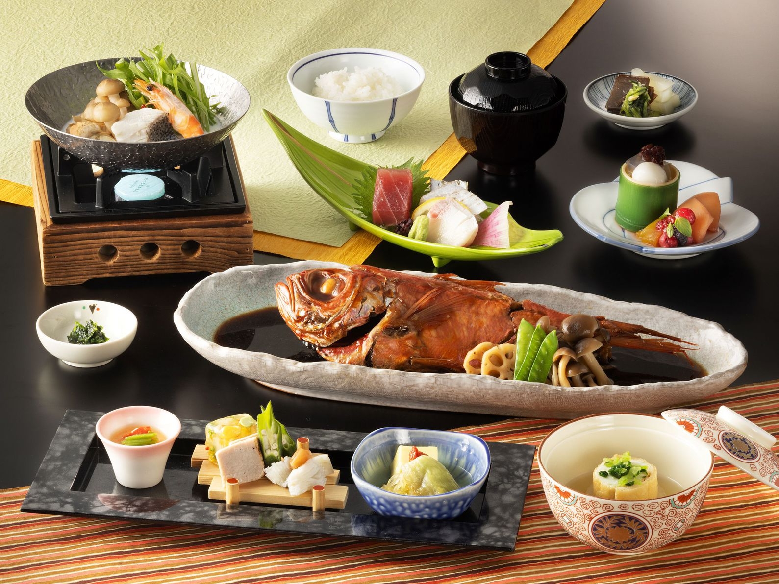 【2025夕朝食付】 「桜」会席プラン　〜スタンダードな和会席〜【癒しのゆがわらステイ】