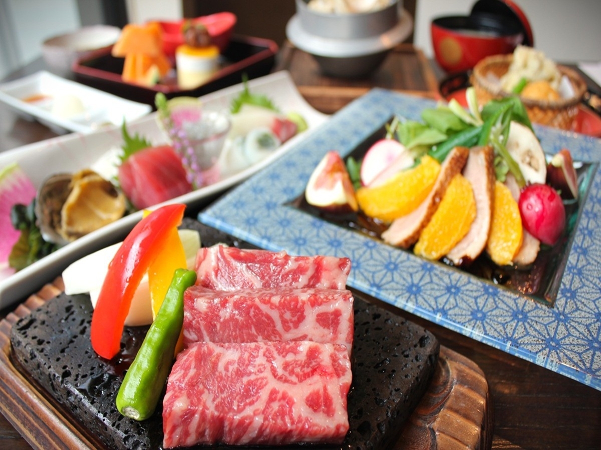 【2025-2026夕朝食付】 「調理長のおまかせ」会席（厳選）プラン