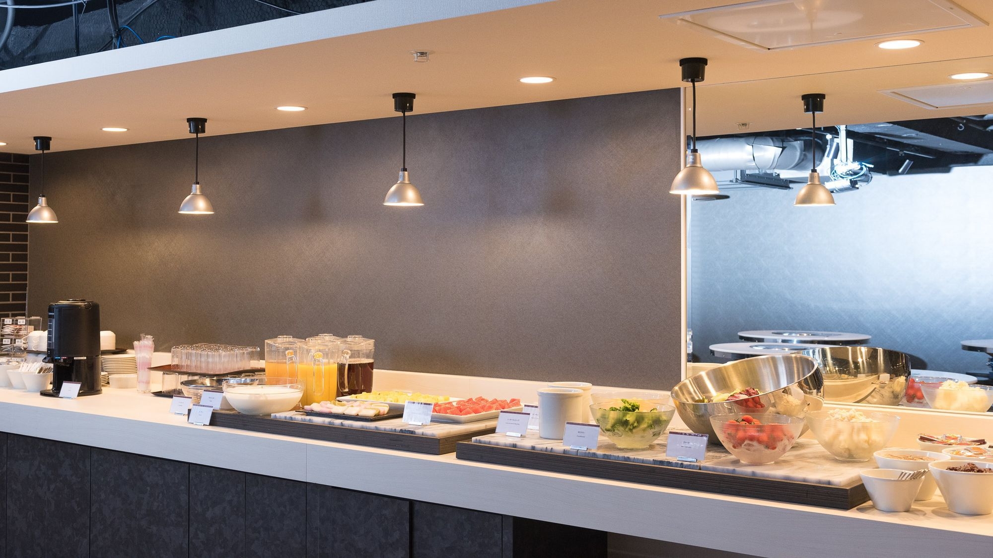 【小学生2名様まで無料】ハリウッドツインで川の字に寝よう！合計ベット幅が220cmと広々♪／朝食付き