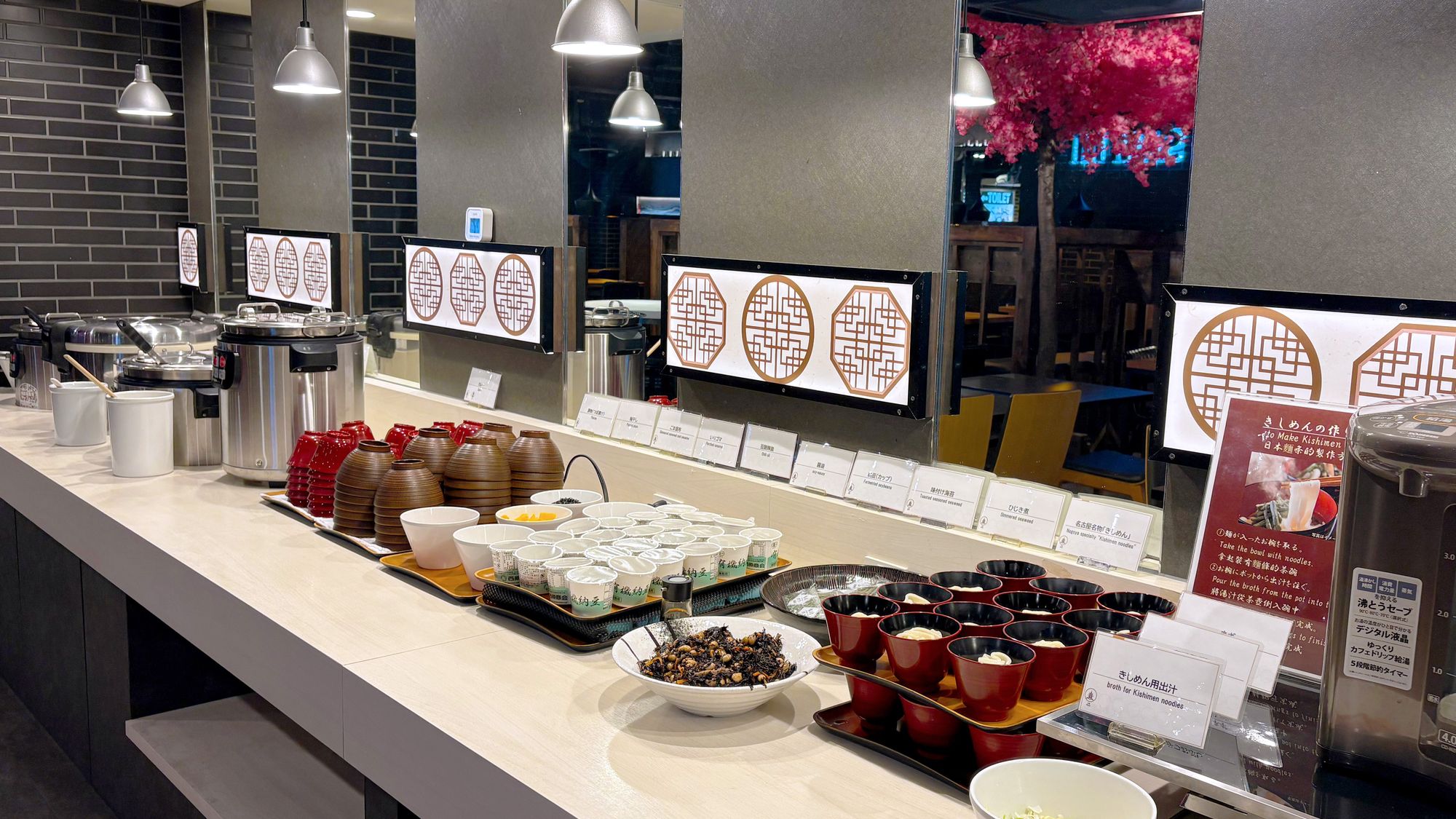 朝食ビュッフェ