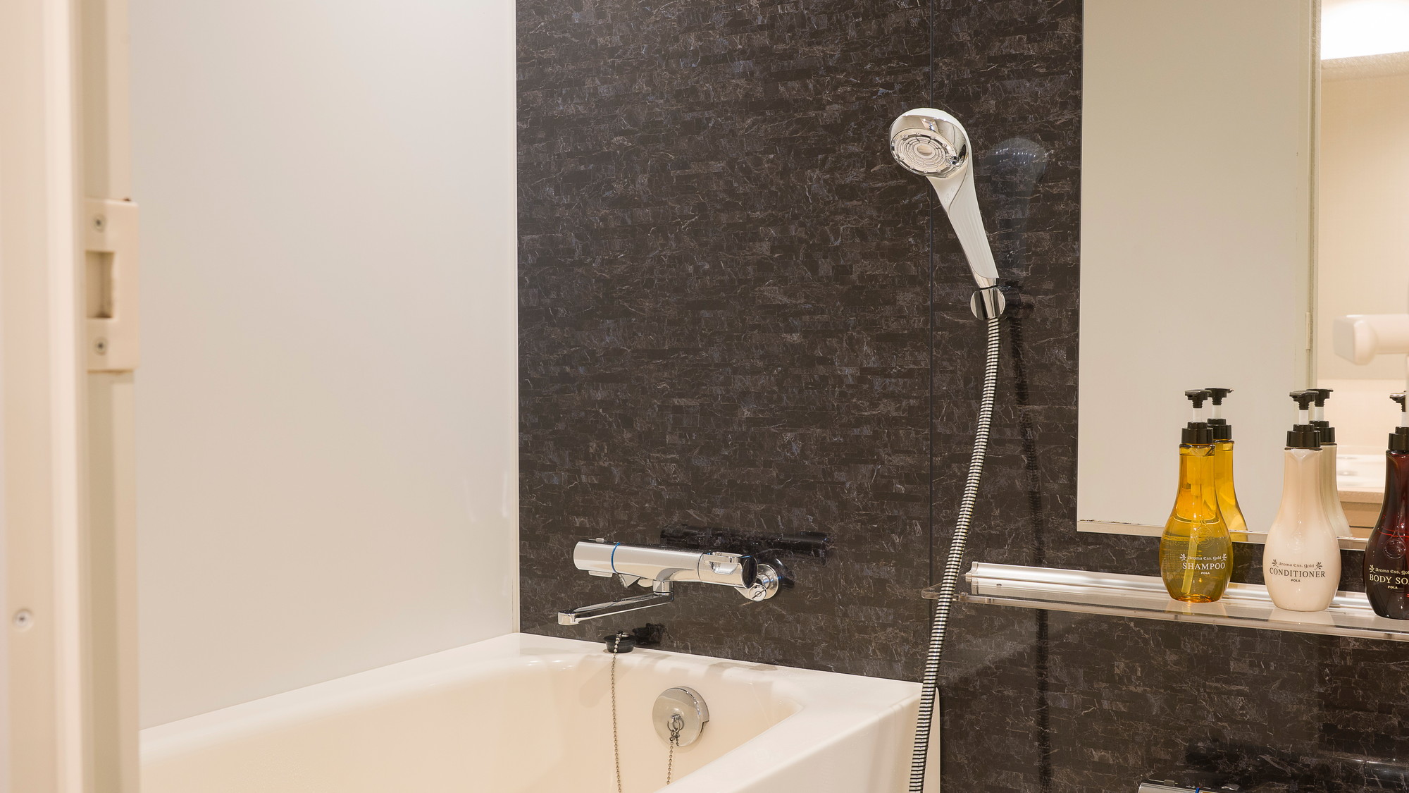 ツインタイプのお部屋のバスルーム