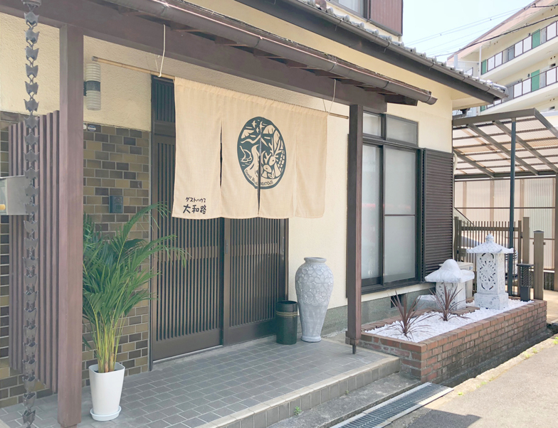 【素泊まり】ファミリールーム鍵付き8畳個室。  ※男性のみのグループのご予約は不可