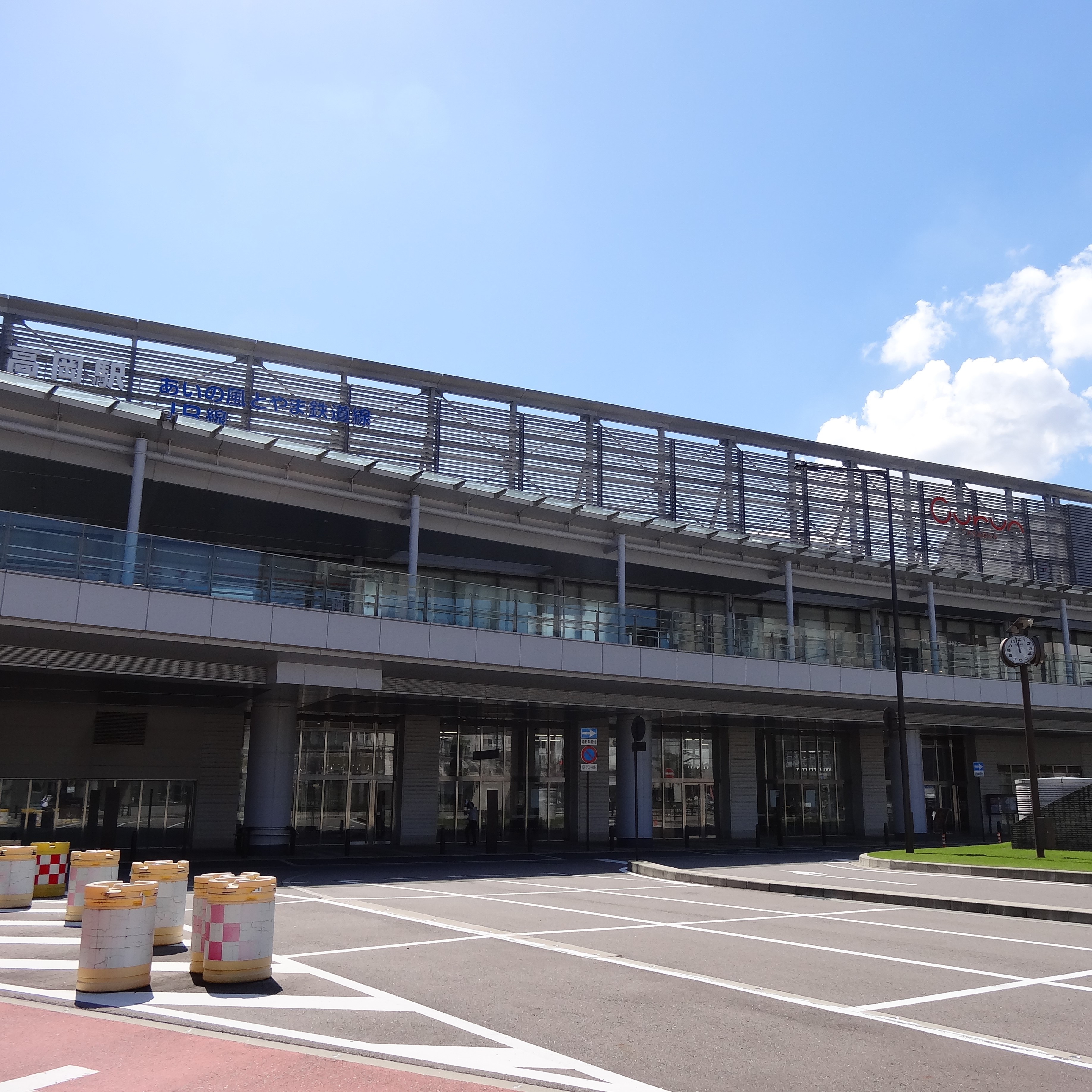 【徒歩3分】高岡駅北口