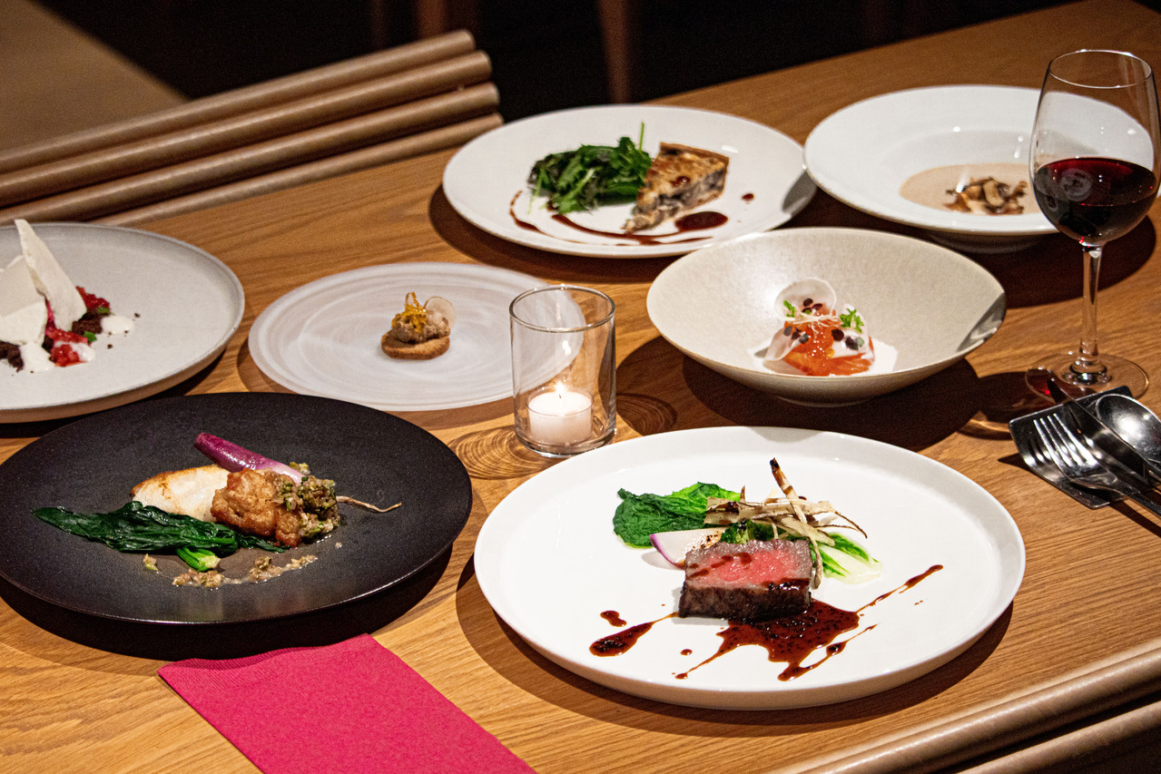 【クリスマス限定】夕食17時30分〜18時00分開始／特別な時間を過ごす1泊朝夕食付プラン