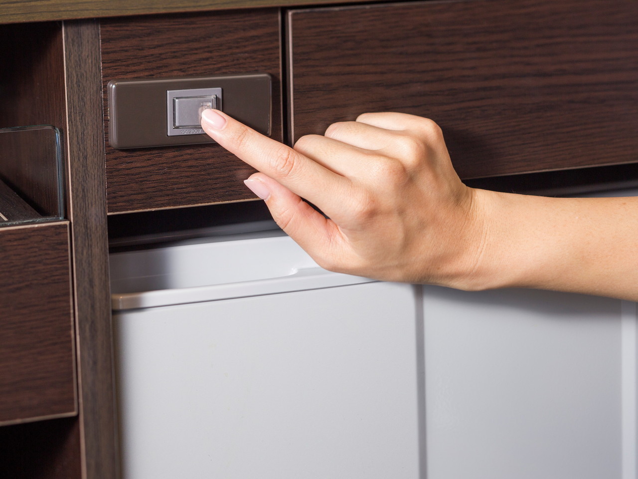 冷蔵庫スイッチ