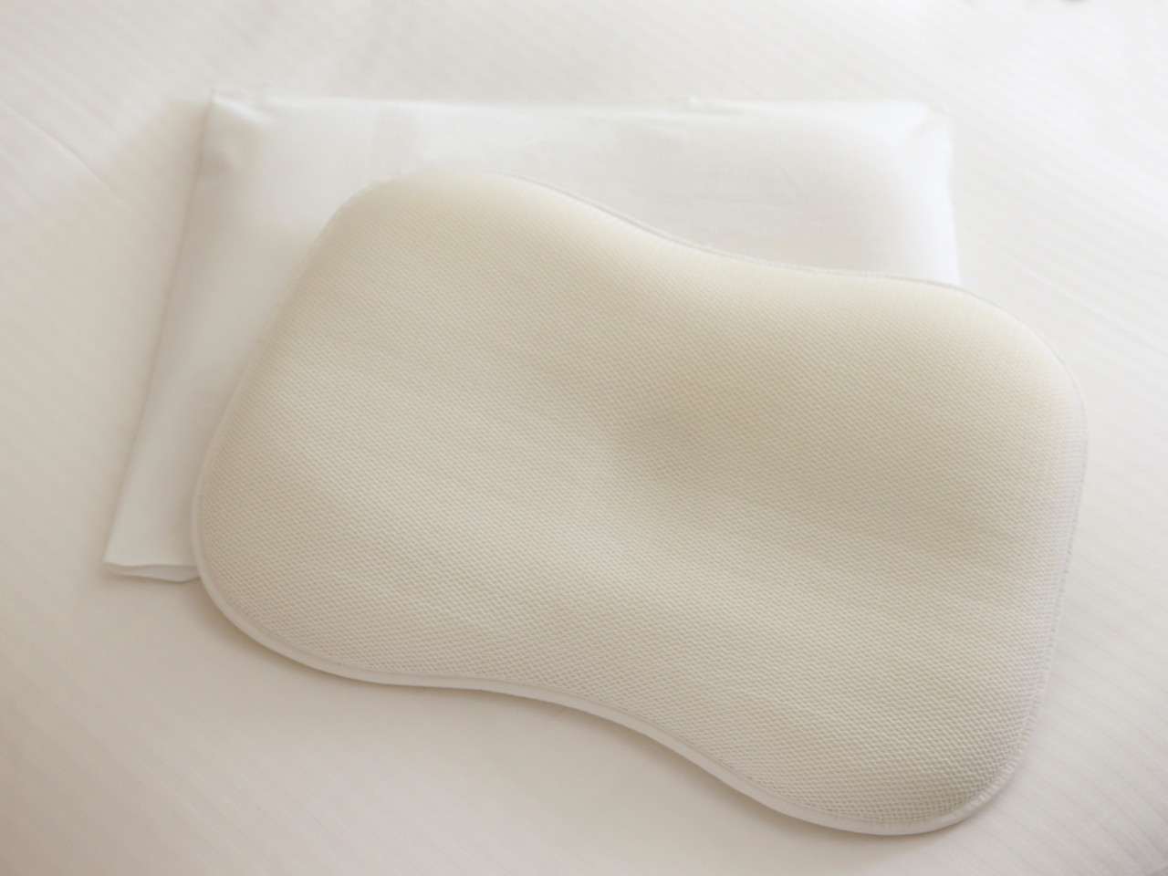 アパホテルオリジナル3Dメッシュまくら