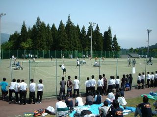 大原運動公園テニスコート（当ロッヂから車で約3分・徒歩約20分）