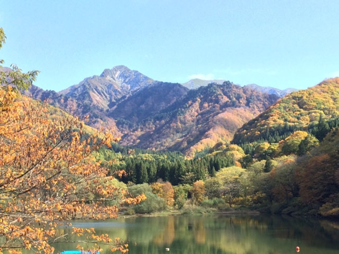 大源太湖（当ロッヂから車で約30分）