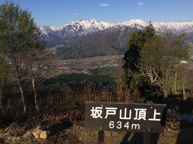 坂戸山（登山口まで当ロッヂから車で約25分）
