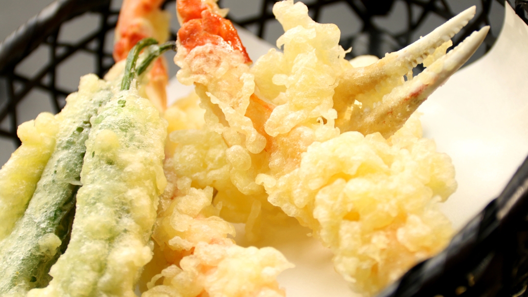 冬の味覚の王様(キング)を今ここに。食べ切れない程のカニ料理、カニフルコース♪１泊２食