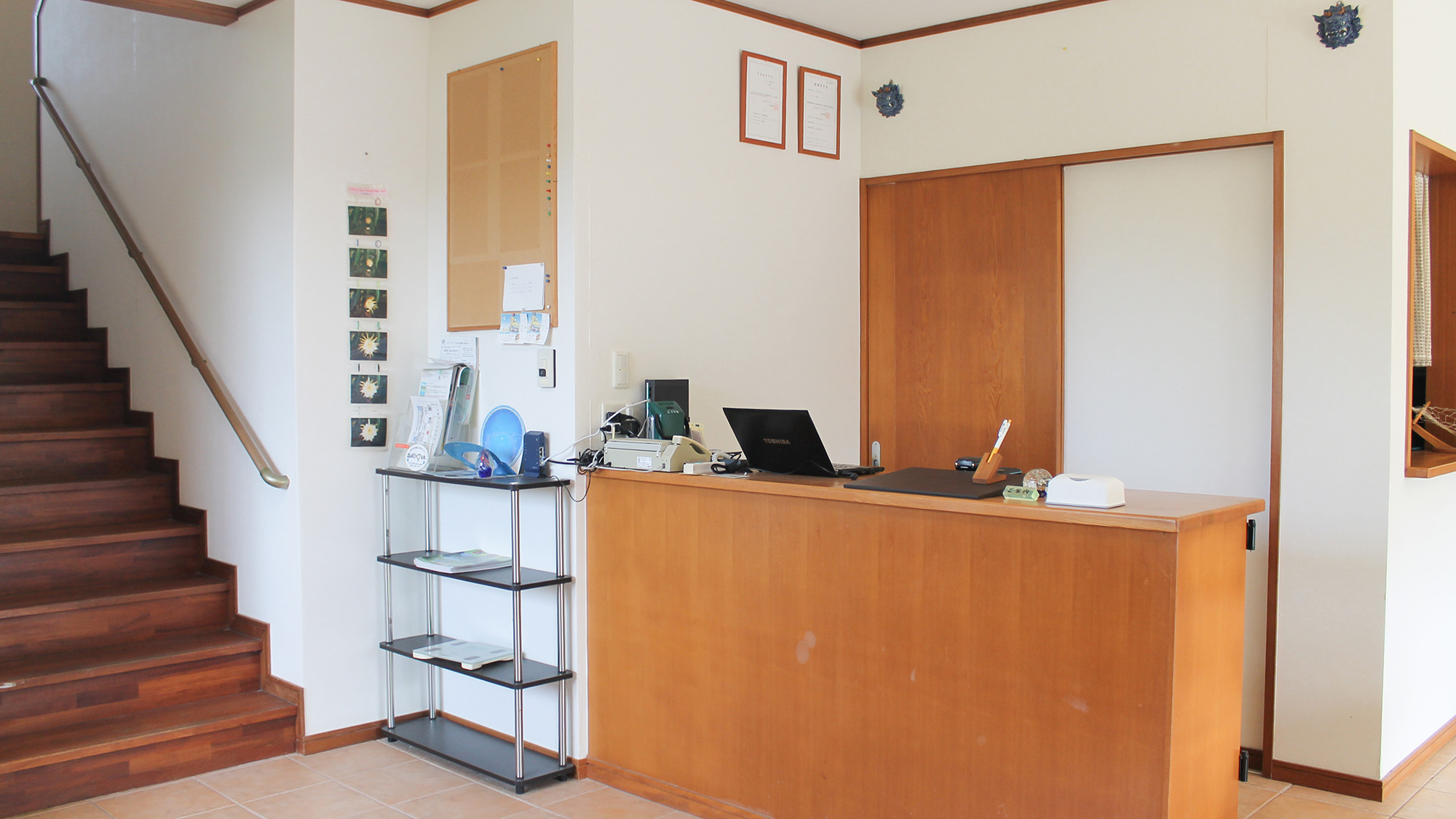 ・【フロント】チェックイン、チェックアウトはこちらになります