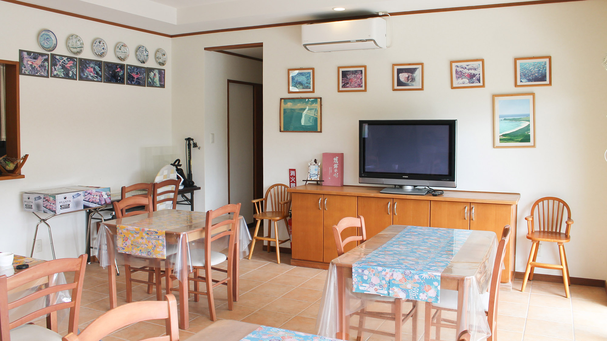 ・【レストラン】テレビを見ながらお食事ができます