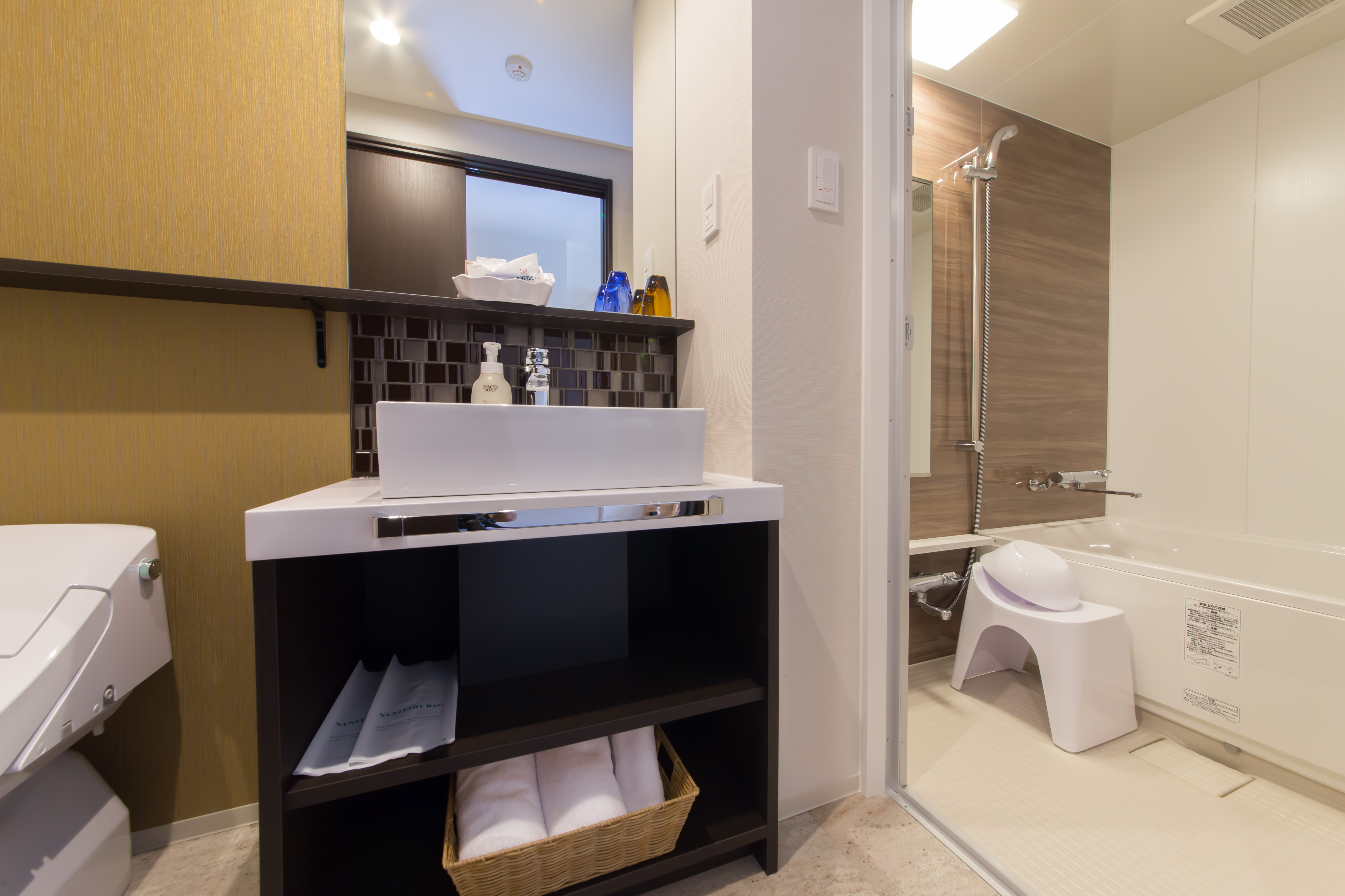 トイレ(デラックスダブル)