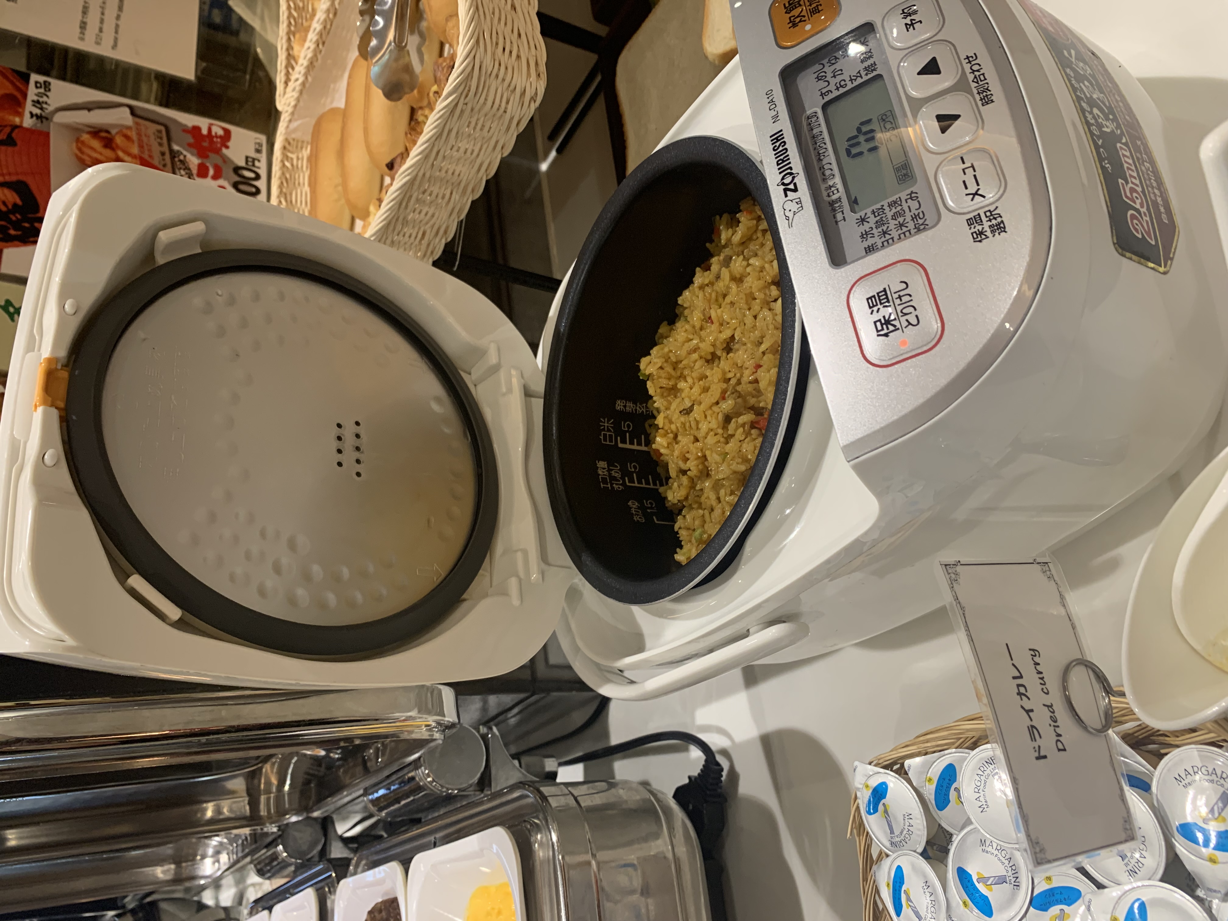 朝食ビュッフェ