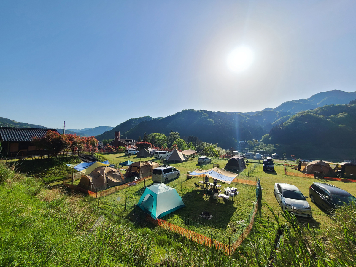 キャンプ場 